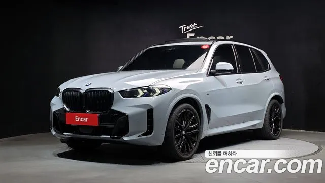 BMW X5 2026 — photo 1