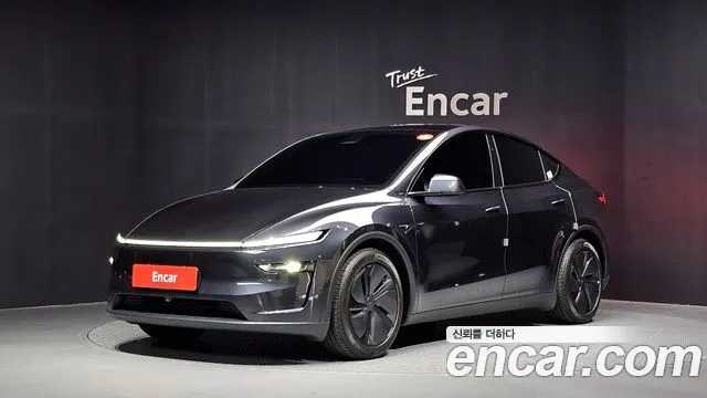 Tesla Model Y 2026 — photo 1