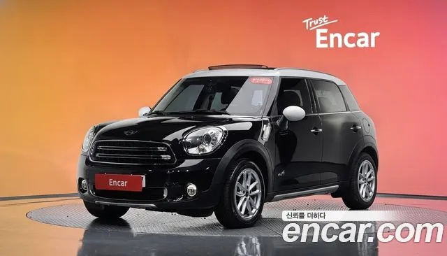 Mini Countryman 2016 — photo 1