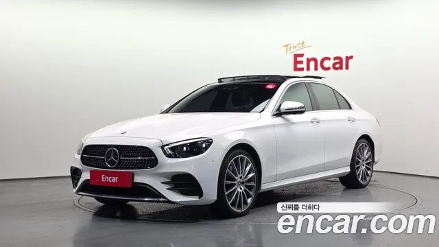Mercedes-Benz E-Class 2022 — photo 1