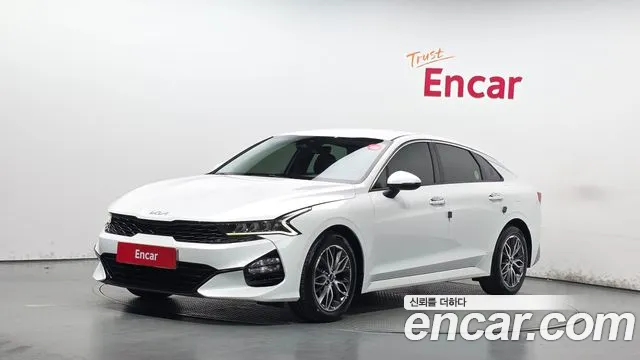 Kia K5 2022 — photo 1