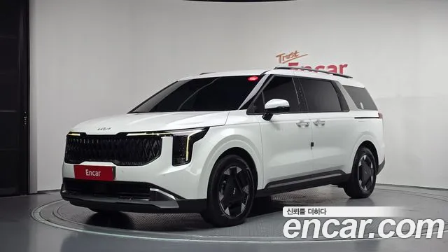 Kia Canival 2024 — photo 1