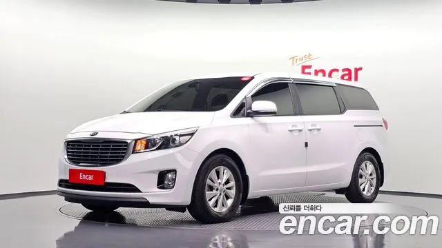 Kia Canival 2015 — photo 1