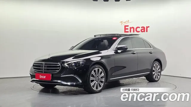 Mercedes-Benz E-Class 2021 — photo 1
