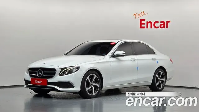 Mercedes-Benz E-Class 2020 — photo 1