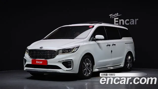 Kia Canival 2019 — photo 1