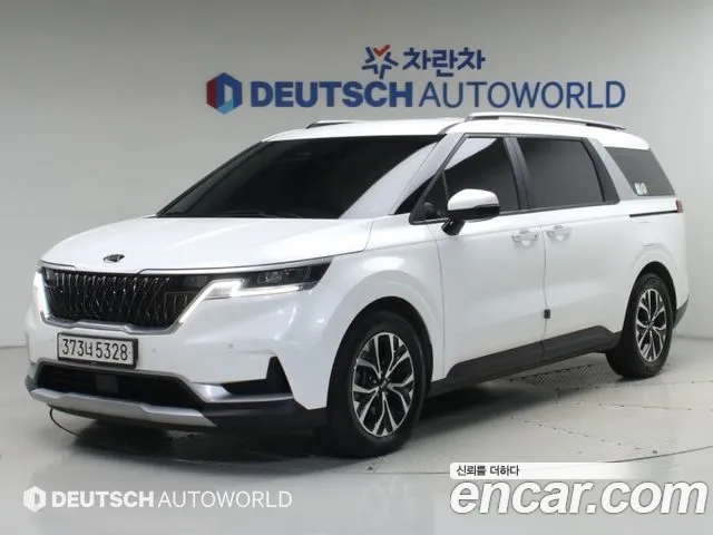 Kia Canival 2021 — photo 1
