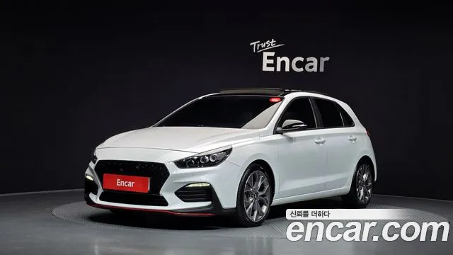 Hyundai i30 2020 — photo 1