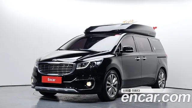 Kia Canival 2017 — photo 1