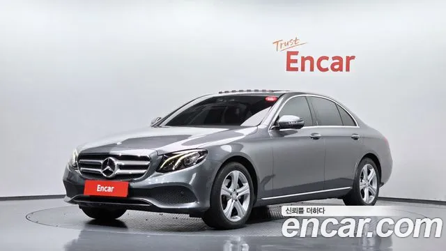 Mercedes-Benz E-Class 2017 — photo 1