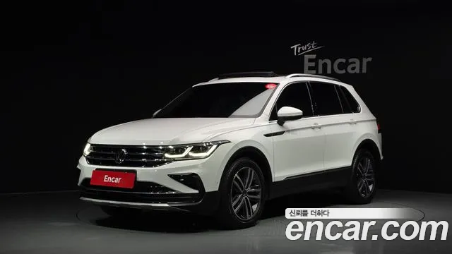 Volkswagen Tiguan 2022 — photo 1