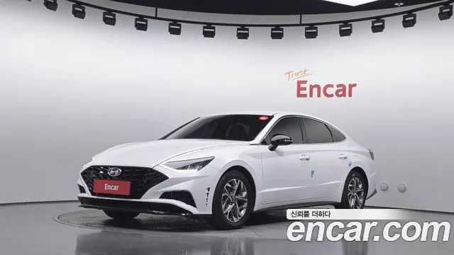 Hyundai Sonata 2022 — photo 1