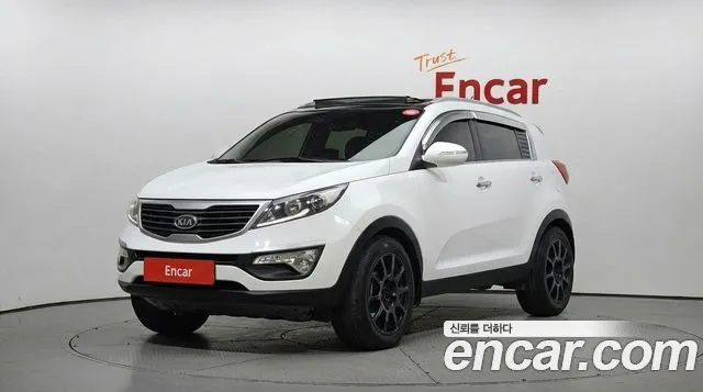 Kia Sportage 2012 — photo 1