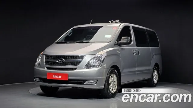Hyundai Starex 2016 — photo 1