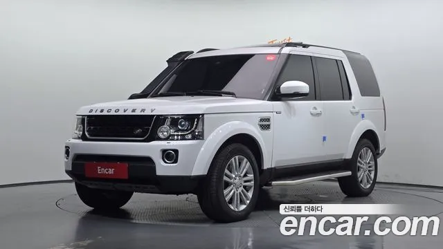 Land Rover Discovery 2016 — photo 1