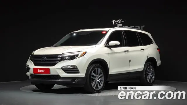 Honda Pilot 2017 — photo 1
