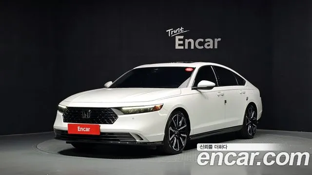 Honda Accord 2024 — photo 1