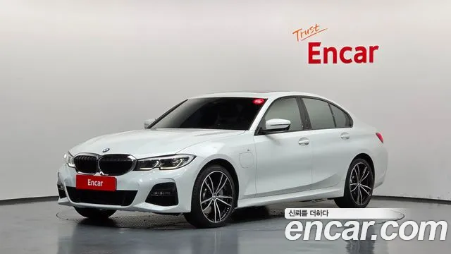 BMW 3-Series 2020 — photo 1