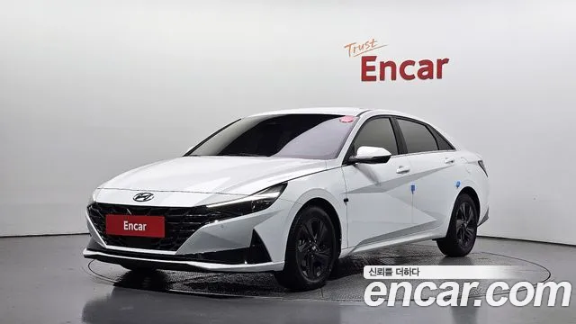 Hyundai AVANTE 2023 — photo 1