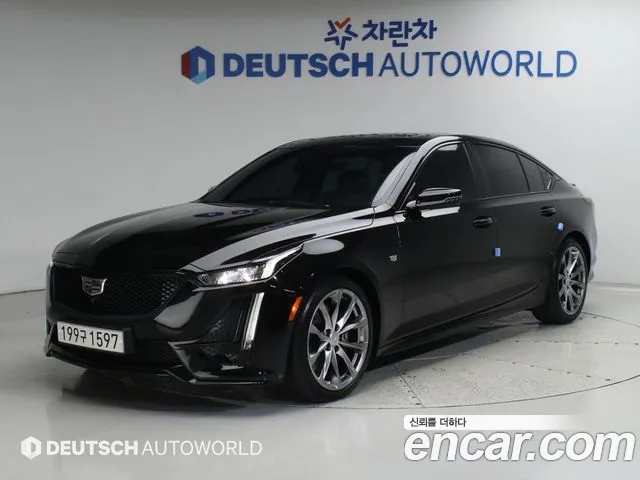 Cadillac CT5 2021 — photo 1