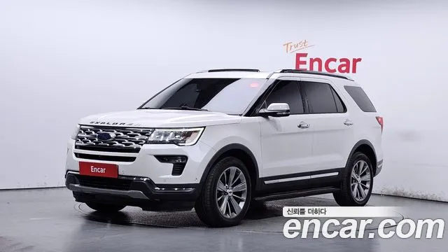 Ford Explorer 2018 — photo 1