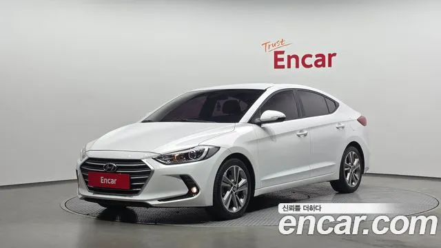 Hyundai AVANTE 2017 — photo 1