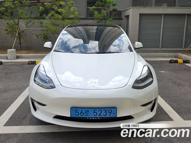 Tesla Model 3 2022 — photo 1