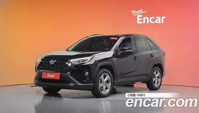 Toyota RAV4 2021 — photo 1