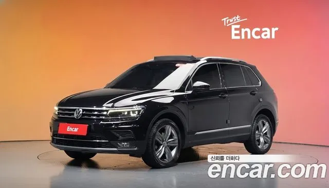 Volkswagen Tiguan 2018 — photo 1