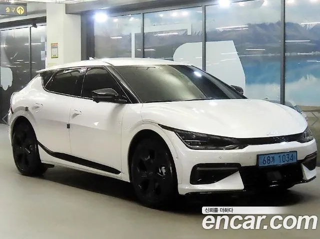 Kia EV6 2023 — photo 1