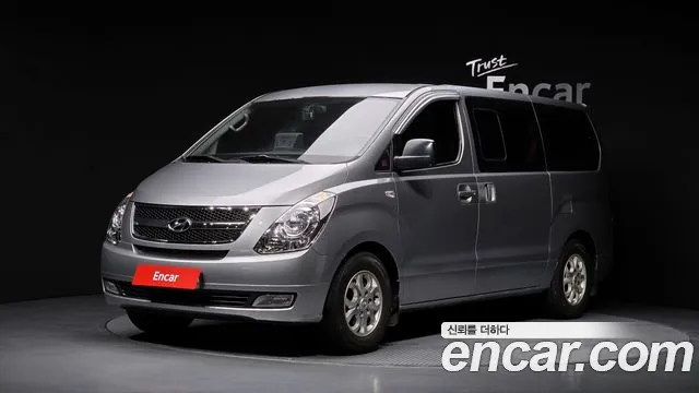 Hyundai Starex 2015 — photo 1