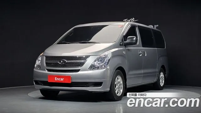 Hyundai Starex 2013 — photo 1