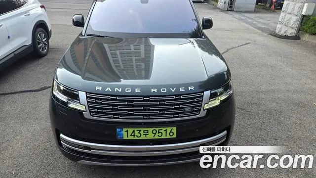 Land Rover Range Rover 2023 — photo 1