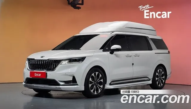 Kia Canival 2021 — photo 1