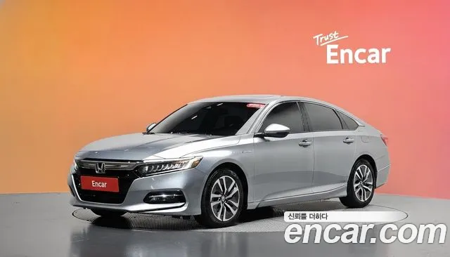 Honda Accord 2019 — photo 1