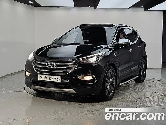 Hyundai Santafe 2017 — photo 1