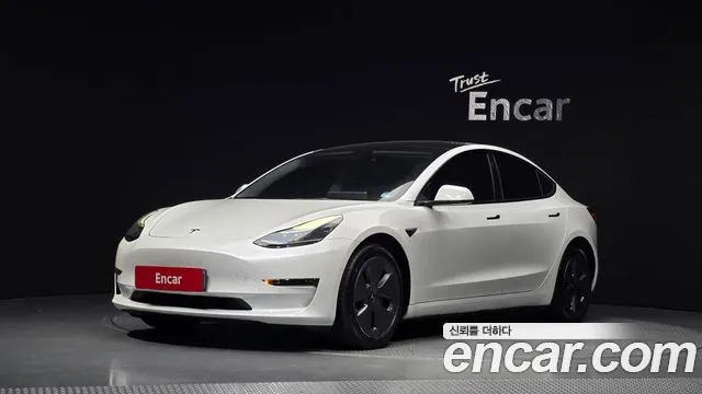 Tesla Model 3 2022 — photo 1