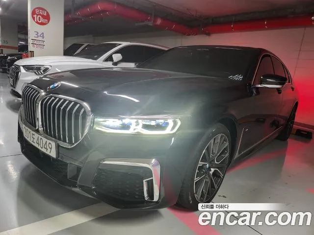 BMW 7-Series 2021 — photo 1