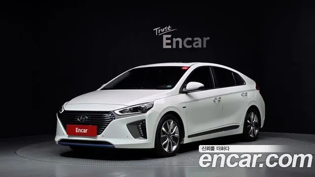 Hyundai Ioniq 2016 — photo 1