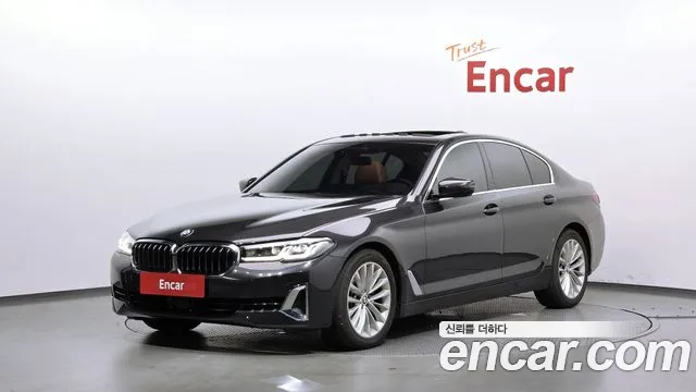BMW 5-Series 2021 — photo 1