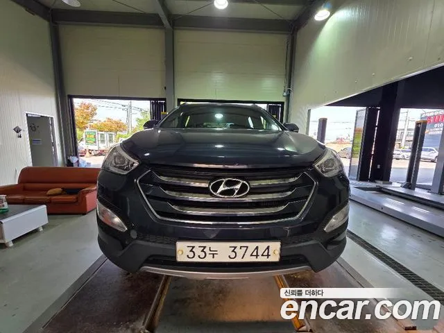 Hyundai Santafe 2015 — photo 1
