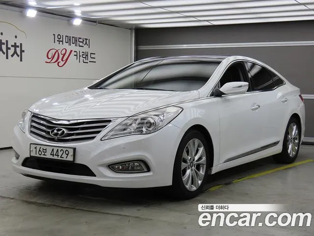 Hyundai Grandeur 2011 — photo 1