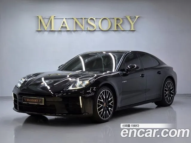 Porsche Panamera 2025 — photo 1