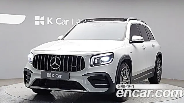 Mercedes-Benz GLB-Class 2023 — photo 1