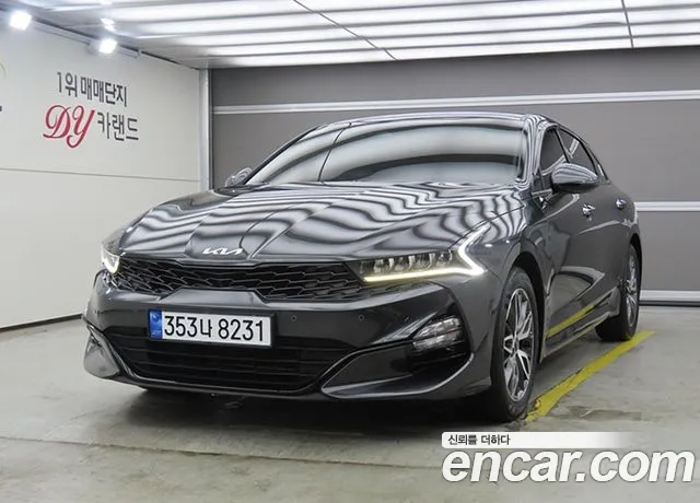 Kia K5 2023 — photo 1
