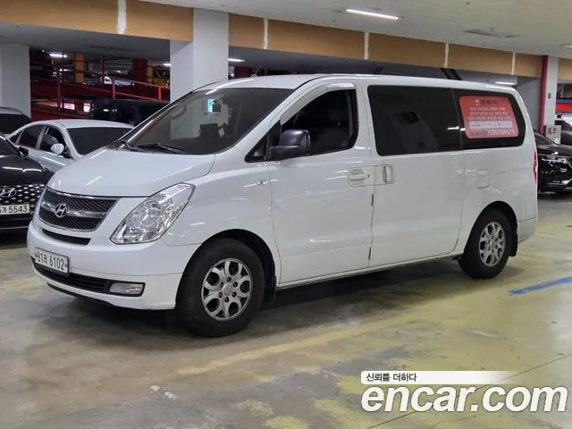 Hyundai Starex 2015 — photo 1