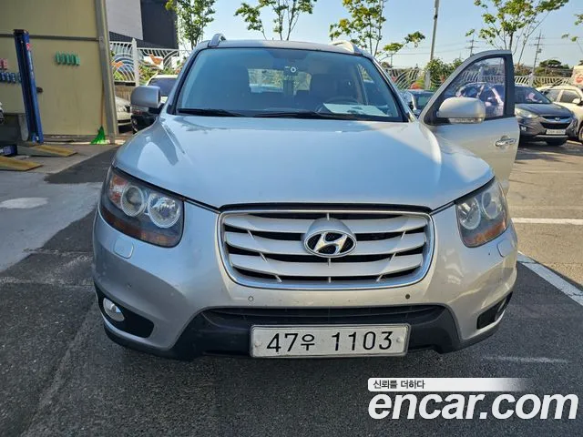Hyundai Santafe 2010 — photo 1