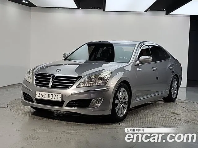 Hyundai Equus 2010 — photo 1