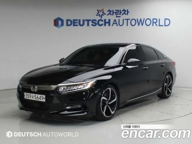 Honda Accord 2018 — photo 1