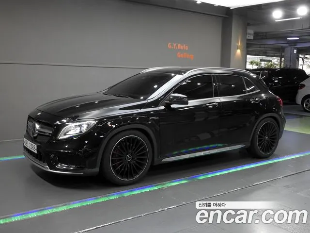 Mercedes-Benz GLA-Class 2018 — photo 1